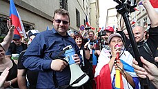 Demonstrace se účastní i poslanec Lubomír Volný. | na serveru Lidovky.cz | aktuální zprávy