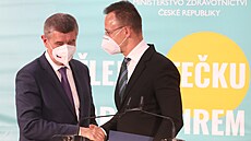 Premiér Andrej Babiš (ANO) v pátek odpoledne před Národním očkovacím centrem v...