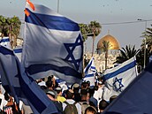 Trasa kadoroního pochodu Jeruzalémem vede vtinou od Damaské brány...