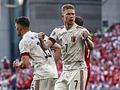 Kevin De Bruyne slaví gól proti Dánsku