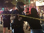 Snaha policist o zajitní poádku v Austinu