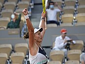 Barbora Krejíková postoupila do finále Roland Garros a zahraje si o první...