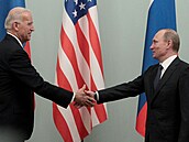 Putin a Biden už v Ženevě jednají. Ruský prezident doufá, že rozhovor bude produktivní