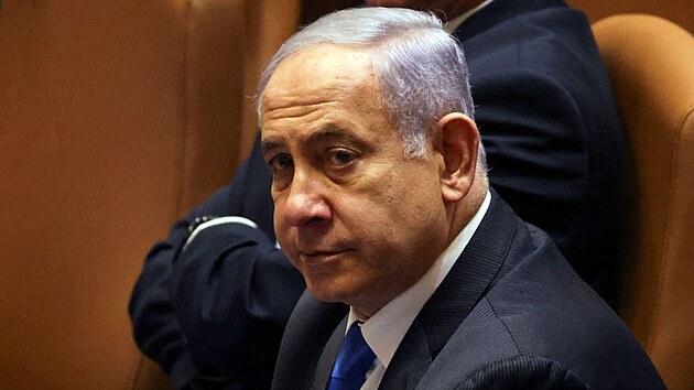 Netanjahu na zasedání parlamentu k vyslovení dvry nové vlád.