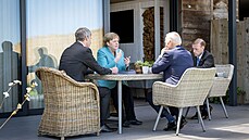 Schzka nmeck kanclky Merkelov s americkm prezidentem Bidenem.