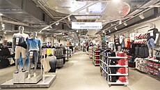 Interiér obchodního domu Primark na Václavském nám�stí.