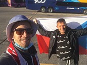 eský fanouci Tomá Pavlík a Patrik Huber na ME s Chorvatskem v Hampden Parku