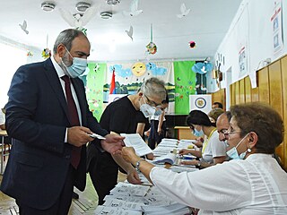 Nikol Painjan vol v ervnovch volbch v Jerevanu.