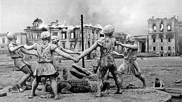 Stalingrad, dnes Volgograd, proel za války tkým bombardováním