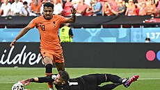 Osmifinále Euro 2020 Nizozemsko vs. Česko: Donyell Malen si na Vaclíka nepříšel.
