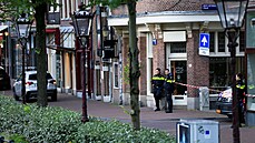 Na ulici v Amsterdamu v úterý někdo postřelil známého novináře Petera R. de...