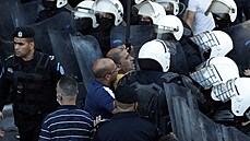 Protesty Palestinc� proti palestinské samospráv� na Západním b�ehu.