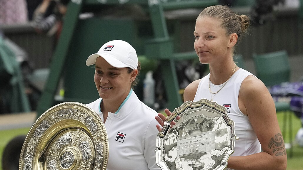 Wimbledonské finále mezi Češkou Plíškovou a Australankou Bartyovou.