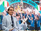 Finále Euro 2020, Itálie - Anglie: kou Mancini po návratu.