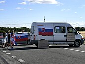 Cestující na Slovensko, kteí nebyli okováni proti nemoci covid-19, musejí od...