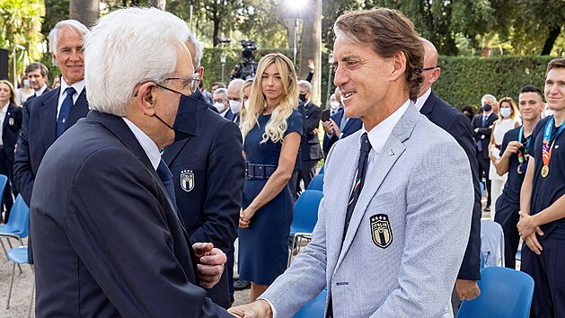 Finle Euro 2020, Itlie - Anglie: italsk prezident Sergio Mattarella a kou Roberto Mancini.