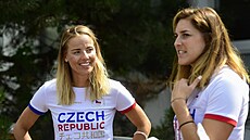 Beachvolejbalistky Markéta Nausch Sluková (vlevo) a Barbora Hermannová na... | na serveru Lidovky.cz | aktuální zprávy