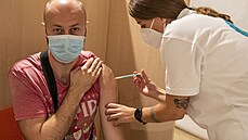 Očkovací místo v pražském obchodním centru Nový Smíchov. | na serveru Lidovky.cz | aktuální zprávy