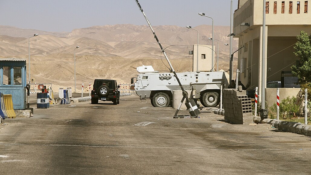 Armádní checkpoint na Sinaji (ilustraní foto).