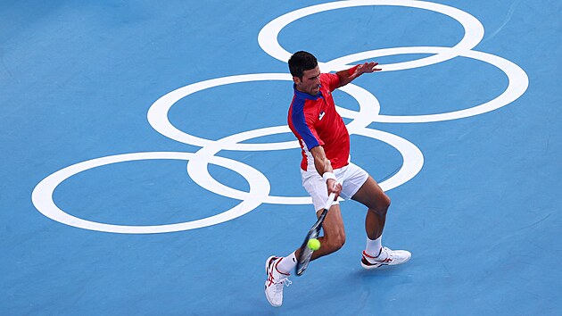 Hvzdný tenista Novak Djokovi nezískal na olympiád ani bronzovou medaili.
