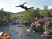 Festival skok do vody High Jump v Hímdicích, 31. ervence 2021.