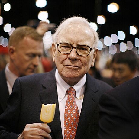 Tetí nejbohatí lovk planety podle asopisu Forbes - Warren Buffett.