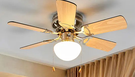 Nejen během parného léta oceníte stropní ventilátor