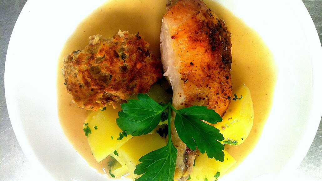 Kue s nádivkou a bramborem