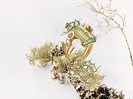 Originln prsten z kolekce Ineo 2020, lut zlato, beryl, msn kameny,...