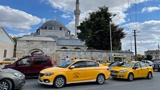 Do Istanbulu to u� máme opravdu kousek, tak�e to vypadá, �e p�í�tí �lánek bude...