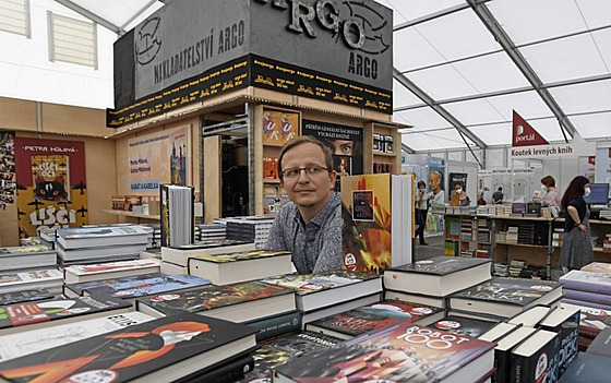 Publikum nezapomn�lo. �tená�i si na Sv�t knihy na�li cestu i po pauze.