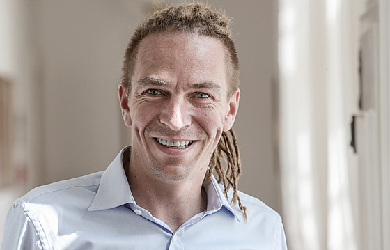 P�edseda �eské pirátské strany Ivan Barto�