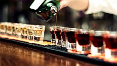 Zeptali jsme se vědců: Liší se různé alkoholické nápoje svou škodlivostí?