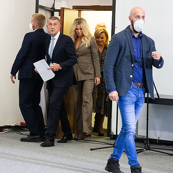 Andrej Babi ve tábu hnutí ANO.