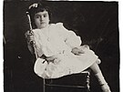 Frida Kahlo ve vku 5 let, anonym, 1912