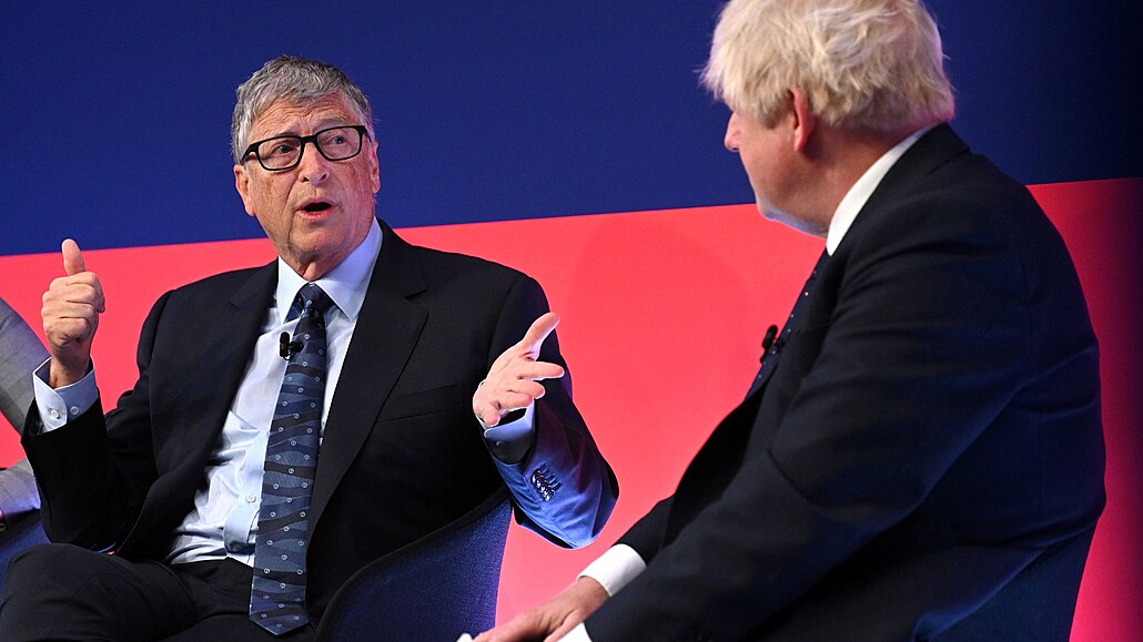 Miliardář Bill Gates se hodlá podílet na zezelenání britské ekonomiky, které...