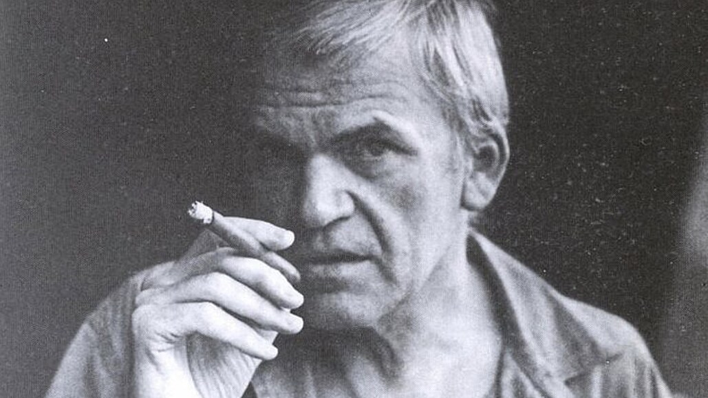 Není cesty zpět. Milan Kundera v Nevědění vrací příběh opět do Čech, přestože...