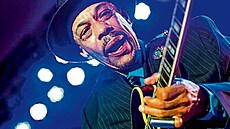 Blues se musí na vlastní kůži zažít, tvrdí americký zpěvák a kytarista John Primer
