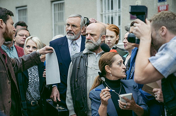 Minisérie Pípad Roubal (2021).