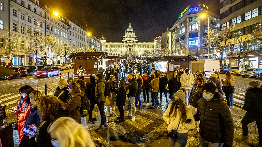Trhy na Václavském náměstí.