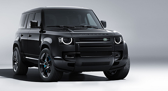 LR Defender Bond Edition