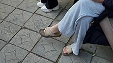 Korejský fenomén - pé�ová bunda  a na boso