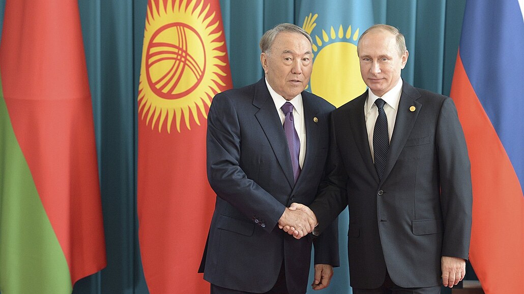 Vladimir Putin a Nursultan Nazarbajev-