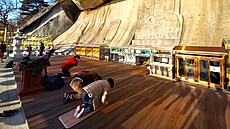 Buddhu na ostrov Seongmado eny prosí o syna