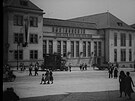 Zengerova transforma�ní stanice p�i v�esokolském sletu v roce 1932