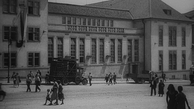 Zengerova transforman stanice pi vesokolskm sletu v roce 1932