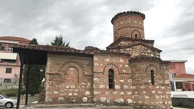 Kastroria je známá souborem dochovalých byzantských kostelů. Ve městě je i muzuem byzantských ikon.