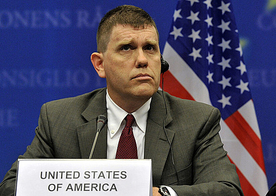 Americký diplomat Michael Dodman