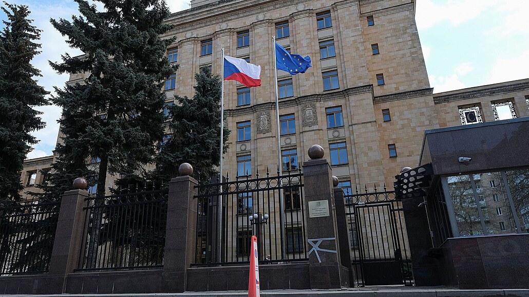 eská ambasáda v Moskv v nedli 18.04.2021.