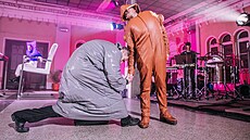 �ílený rej podle Ibsena. Nové uvedení P�ízrak� je zatím nejv�t�í projekt v...